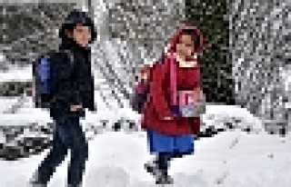 HENDEK’TE OKULLAR CUMA GÜNÜ DE TATİL 