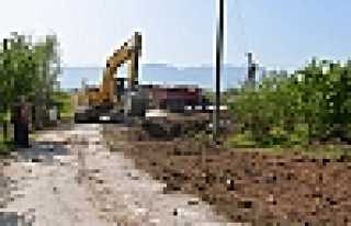 HENDEK’TE YOLLAR GENİŞLİYOR