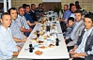 HİMDER YÖNETİMİ İFTARDA BİRARAYA GELDİ