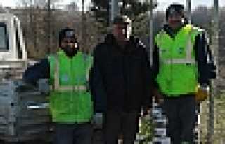 HÜSEYİNŞEYH MAHALLESİNE YOL TABELALARI YAPILDI