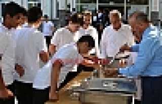 İmam Hatip Lisesinden Aşure Etkinliği