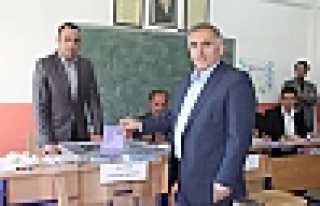 İNCI OYUNU KULLANDI