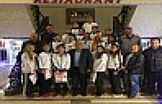 İNCİ'DEN MİLLİLERE MORAL