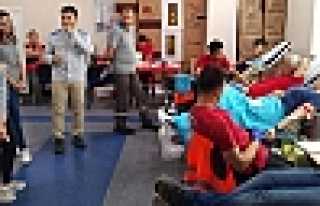 İŞÇİLERDEN ÖRNEK DAVRANIŞ