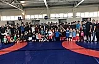 İsveç Milli Takımı Hendek’te