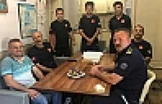 İtfaiye Ekiplerine Teşekkür'e Gitti