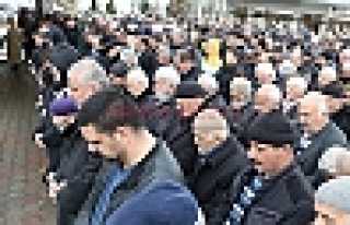 KAMÇI DUA’LARLA UĞURLANDI