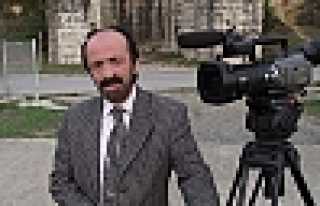 KARADENİZLİ TÜRKÜCÜ MHP’YE SİTEM ETTİ