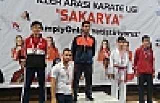 HALK EĞİTİM VE BELEDİYE KARATE TAKIMI’NDAN 34...