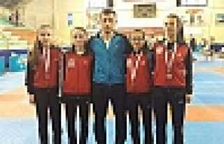 KARATECİLER 8 MADALYA İLE DÖNDÜ