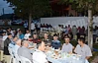 KARATOPRAK MAHALLE HALKI İFTARDA BULUŞTU 