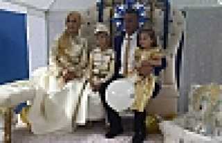 KAYACIK AİLESİNİN MUTLU GÜNÜ