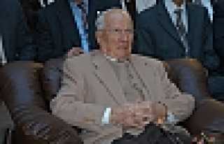 KENAN EVREN HAYATINI KAYBETTİ