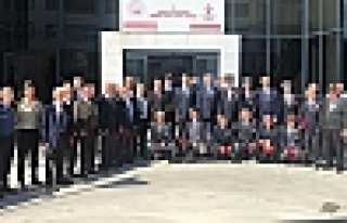 Kıbrıs Gazilerine Madalya