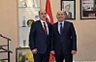 KILIÇ, PÜSKÜLLÜ’YÜ ZİYARET ETTİ