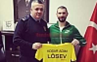 KOÇ’A BİR DESTEKTE EMNİYET MÜDÜRÜNDEN