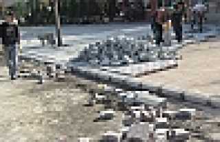 KÖYLERİMİZE 19.742 m2 KİLİTLİ PARKE