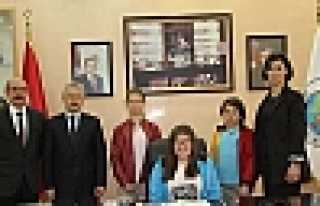 KÜÇÜK BAŞKAN TALİMATLAR YAĞDIRDI