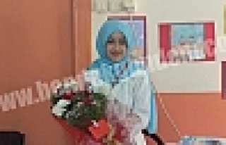 KÜÇÜK YAZAR HATİCE’DEN İMZA GÜNÜ 