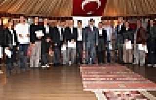 KURSİYERLERE SERTİFİKALARI VERİLDİ