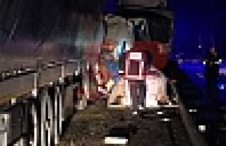 LASTİK PATLADI 2 YARALI