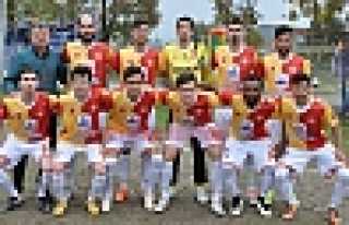 LİDER AKOVADAN ÇIKAMADI