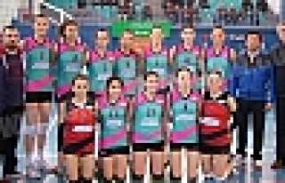 LİDER HENDEK’İN KEYFİ YERİNDE