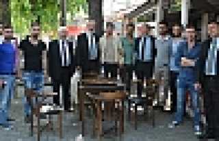 MHP’Lİ ADAY AÇBA’NIN HIZINA YETİŞİLMİYOR