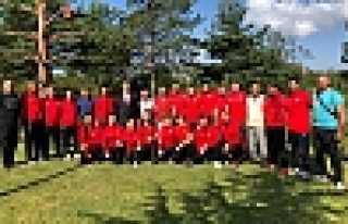 Milli Sporcularımız Başımızın Tacıdır