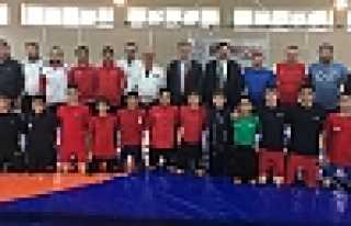 MİLLİ TAKIM KAMPINA ZİYARET