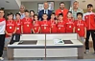 Minikler Hentbol’da Gururlandırdı 