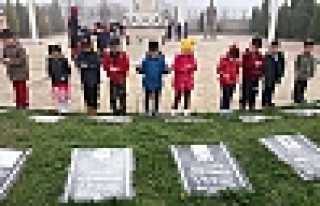 Miniklerden Anlamlı Ziyaret