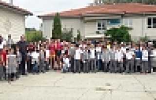 MUAY THAİ BEYLİCE’DE ÖĞRENCİLERLE BULUŞTU