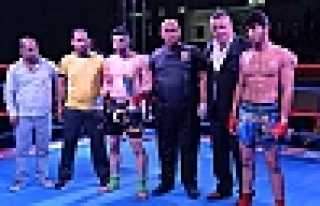 MUAY THAİ MAÇLARI NEFESLERİ KESTİ