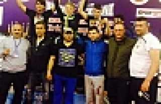 MUAY THAİ ŞAMPİYONLARI HENDEK’TEN