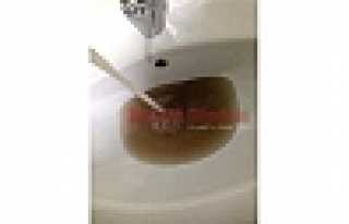 MUSLUKLARDAN RESMEN ÇAMUR AKIYOR