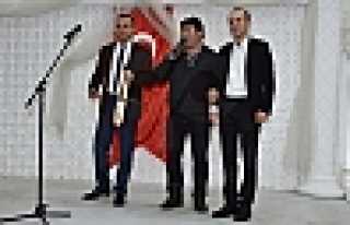 O Kemençeci Şimdi Asker