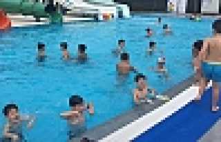 ÖĞRENCİLER AQUAPARK’IN KEYFİNİ ÇIKARDI