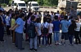 Öğrencilerden Barınak Ziyareti