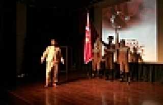 ÖĞRENCİLERDEN İSTİKLAL MARŞININ KABULÜ PROGRAMI