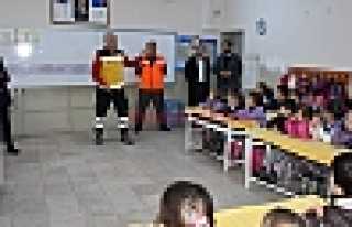Öğrencilere Afet Eğitimi