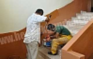 OKULU DERSE HAZIRLIYORLAR