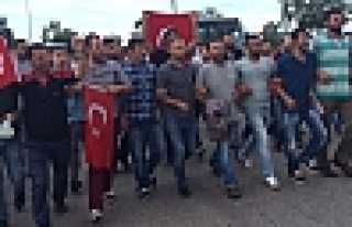 OSB ÇALIŞANLARI ŞEHİTLER İÇİN YÜRÜDÜ