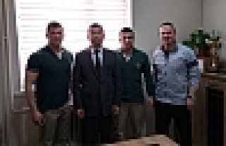 OSMANGAZİ MESLEK LİSESİ GÜREŞ TAKIMI BÖLGEDE...