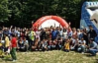 ÖZEL ÖĞRENCİLERE ÖZEL PİKNİK 