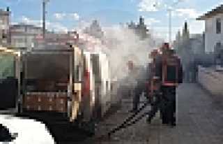 Park Halindeki Araç Yandı