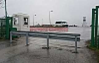 PARKSHOP GİRİŞ VE ÇIKIŞLARI KAPATILDI