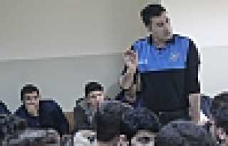 POLİS, ÖĞRENCİLERDEN YARDIM İSTEDİ