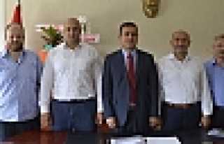 PÜSKÜLLÜ'DEN KAYMAKAMA HAYIRLI OLSUN ZİYARETİ