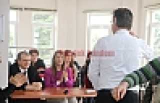 SAĞLAM TOPLUM RUH SAĞLIĞI MERKEZİNDEYDİ